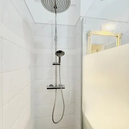 Benfica Design & Sky Views By Homeful Homes Лиссабон